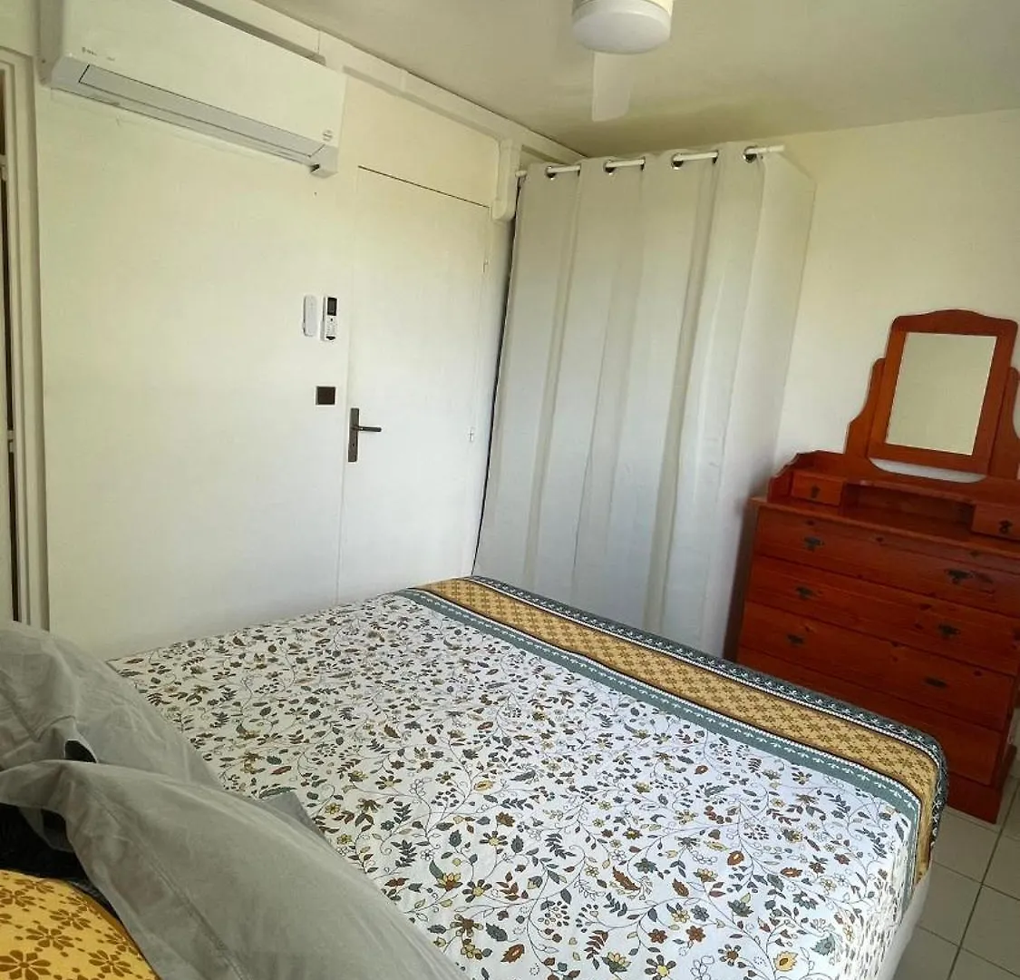 Meuble Piscine A Sainte Anne Apartman